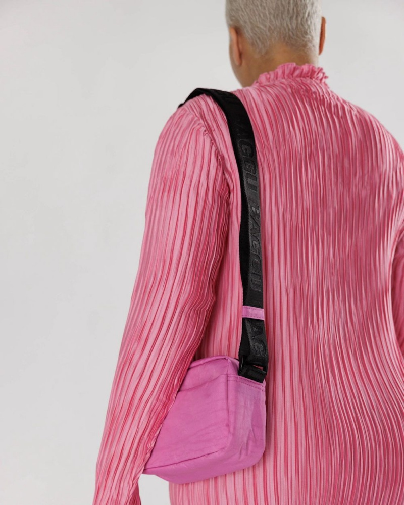 Baggu Camera Crossbody Bags Pink | 5863-DLVRE