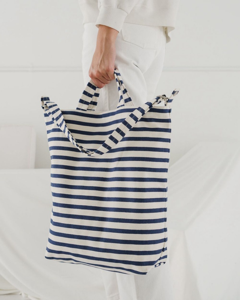 Baggu Duck Tote Bags Navy White | 7398-NWFPI