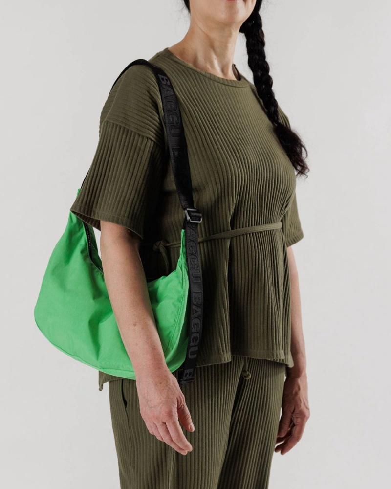 Baggu Medium Nylon Crescent Crossbody Bags Green | 3902-QEDRK